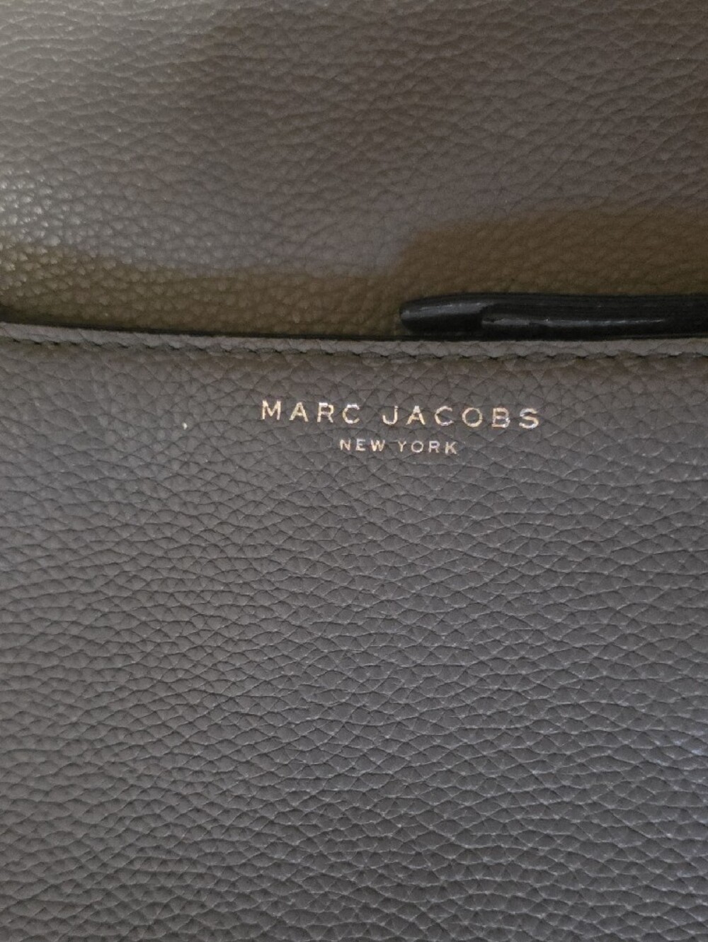 Marc Jacobs Pebbled Leather Crossbody Bag in Light Gray - Picture 10 of 11